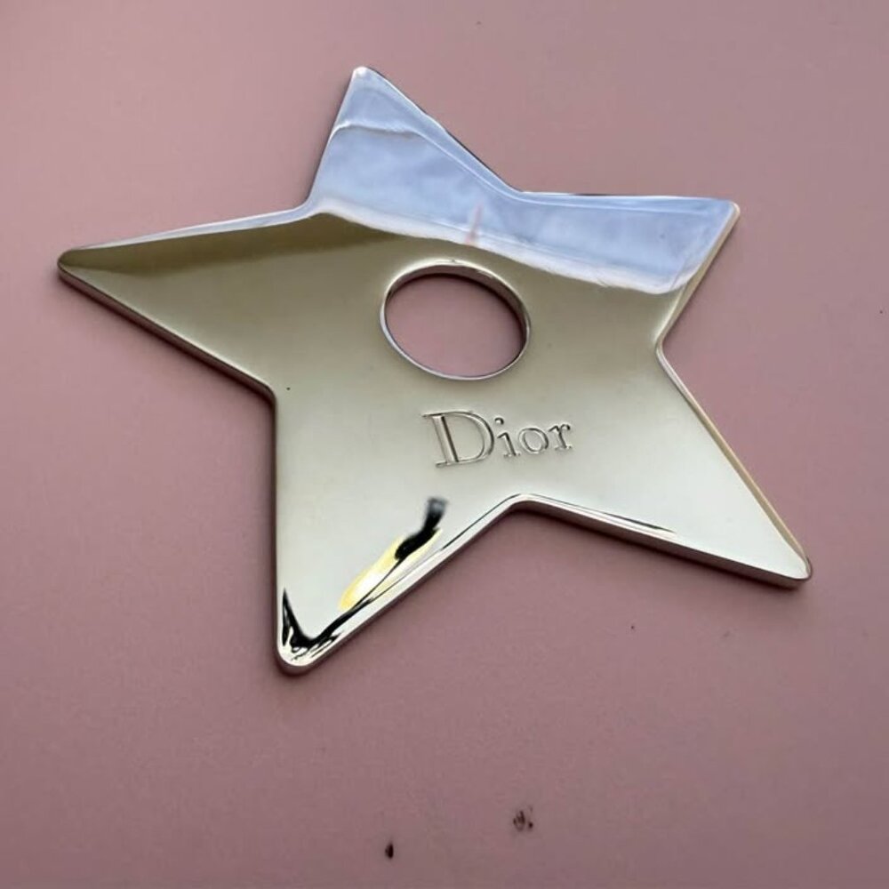 Dior Silver Star and Ribbon - Picture 3 of 4